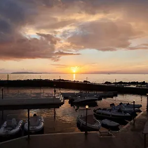 https://sea-club-tirreno.sicilyhotelsitaly.net