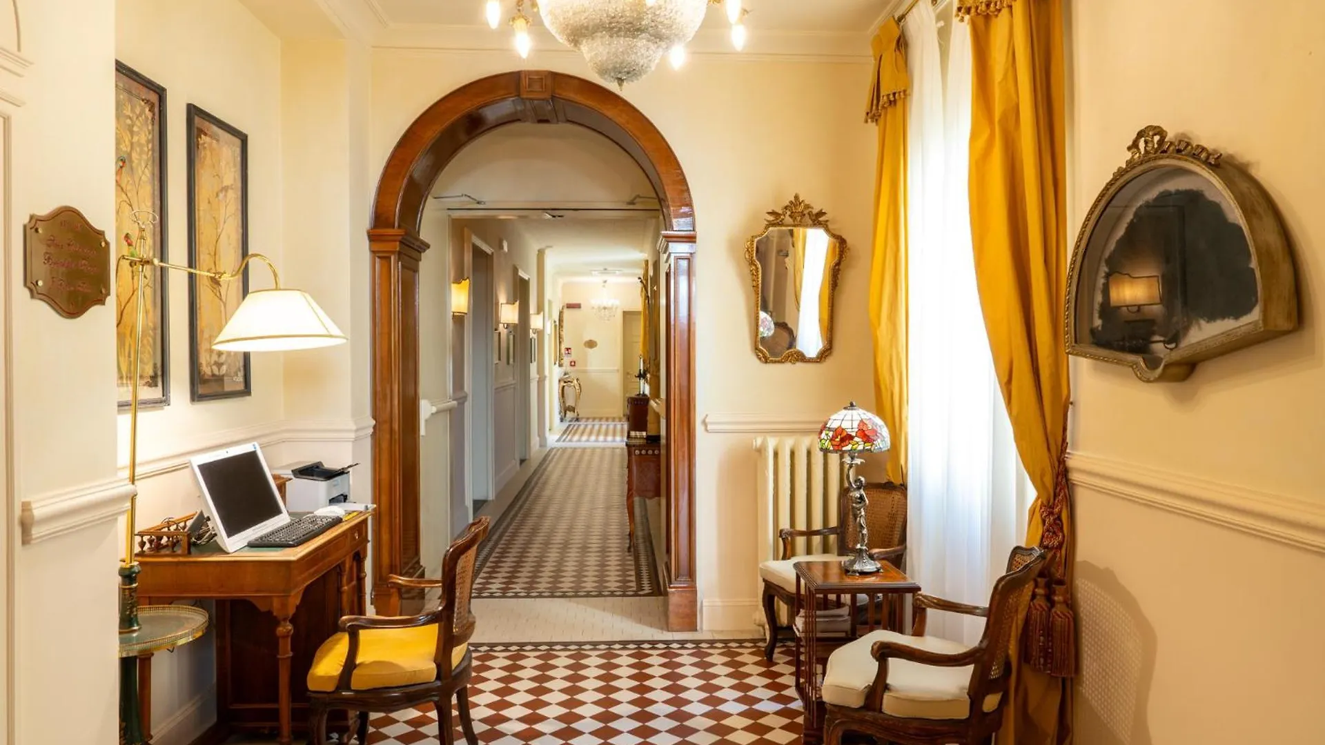 Hotel Pendini Florence 3*,
